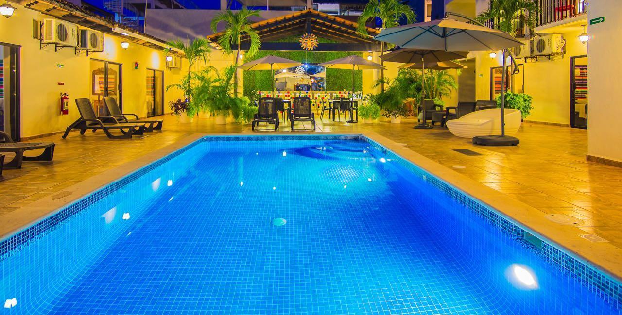 פוארטו ואלארטה Vallarta Sun (Adults Only) מראה חיצוני תמונה