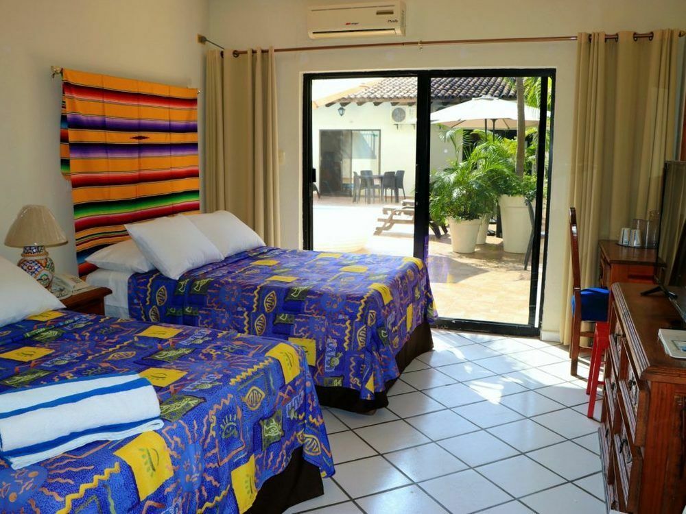 פוארטו ואלארטה Vallarta Sun (Adults Only) מראה חיצוני תמונה